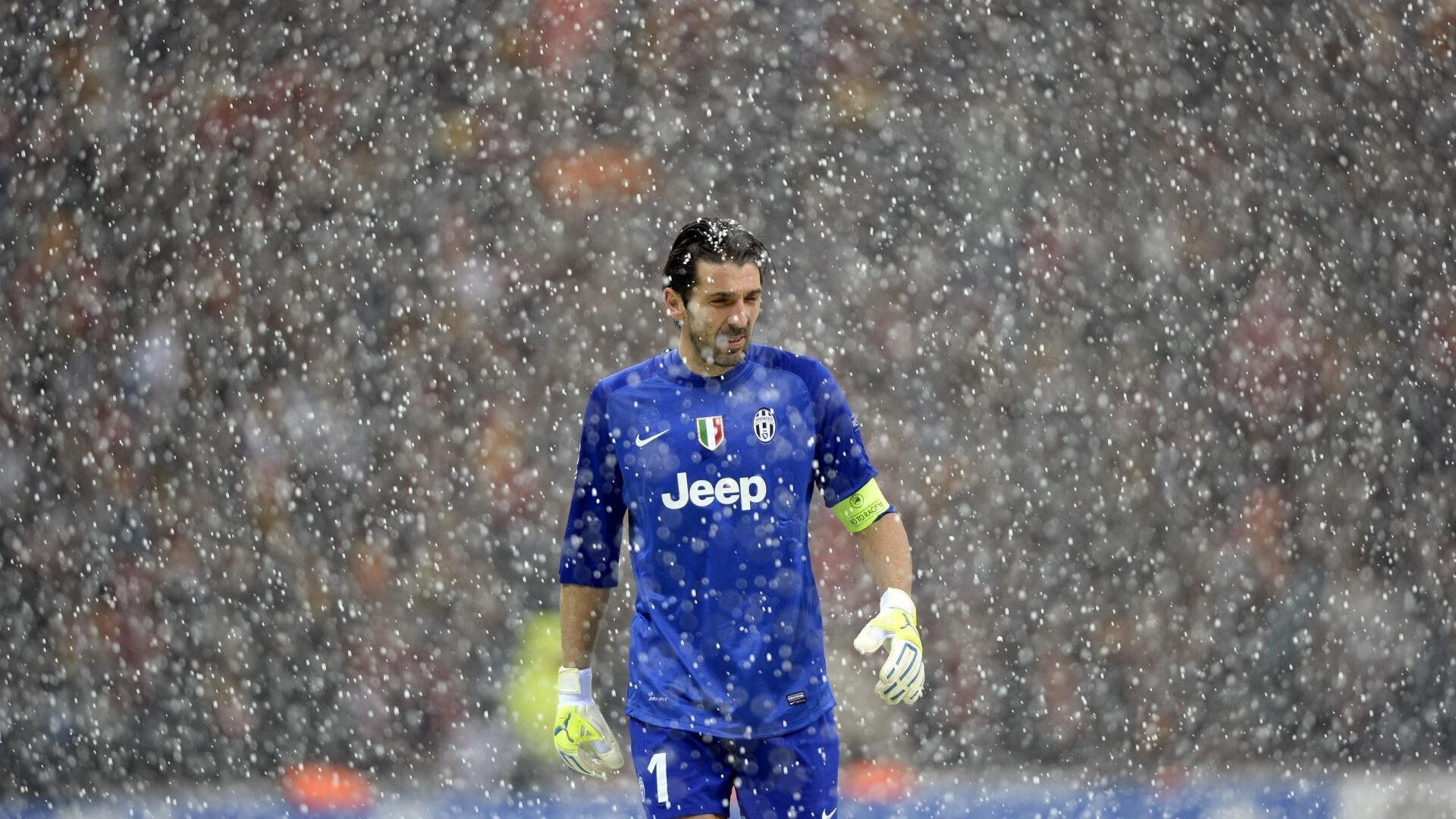 以球会友，体育外交架起跨国友谊桥梁，多国运动员齐聚国际友谊赛